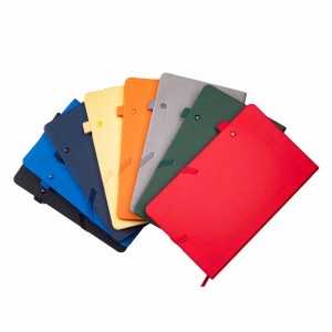 Блокнот Berganote Hard А5, в клітинку